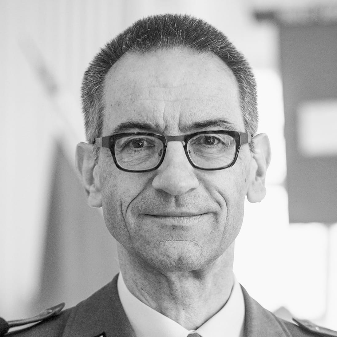 Zurück zur Wehrpflicht und zum Milizsystem