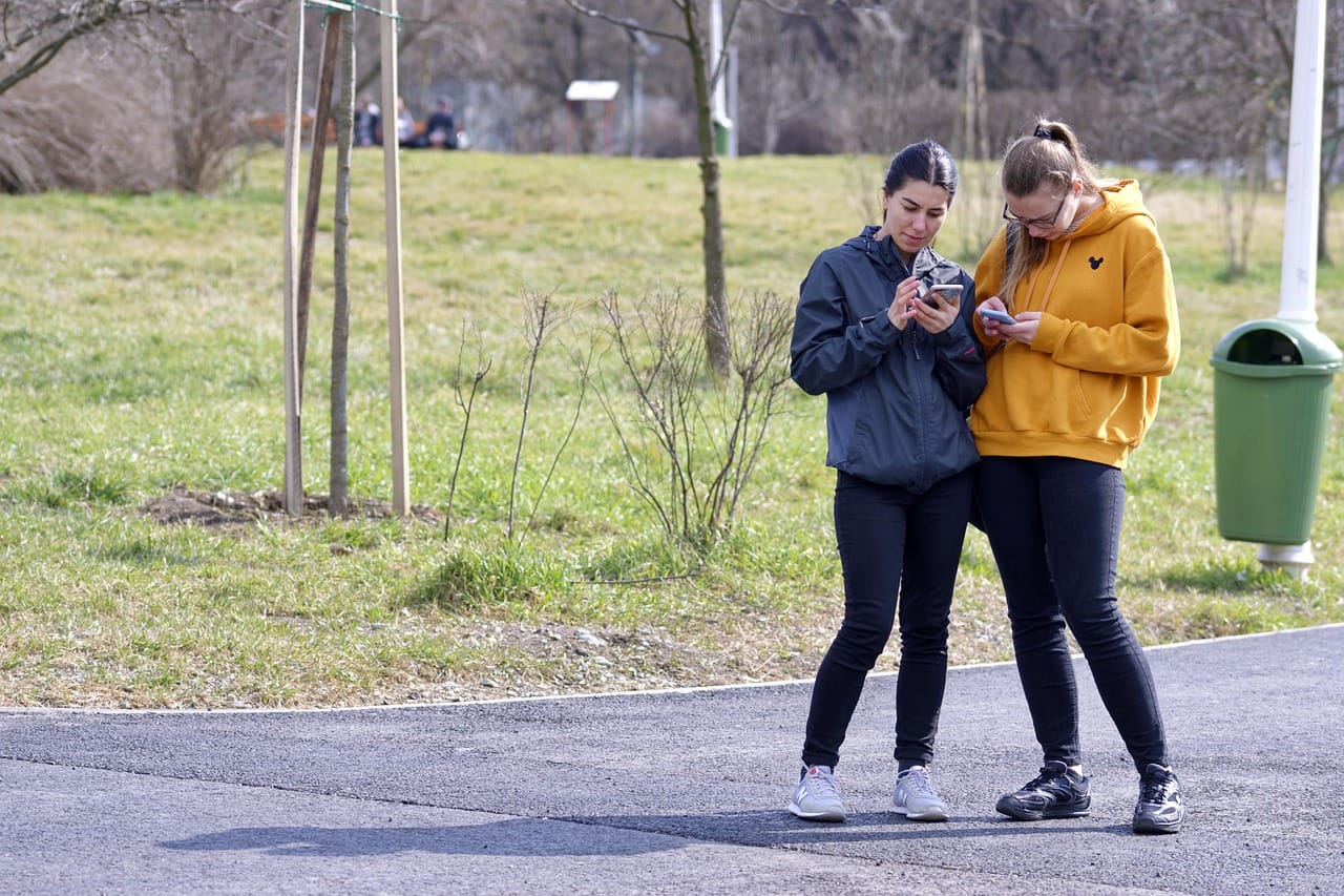 Ein Handyverbot an Schulen bringt nichts, weil das Grundproblem woanders liegt